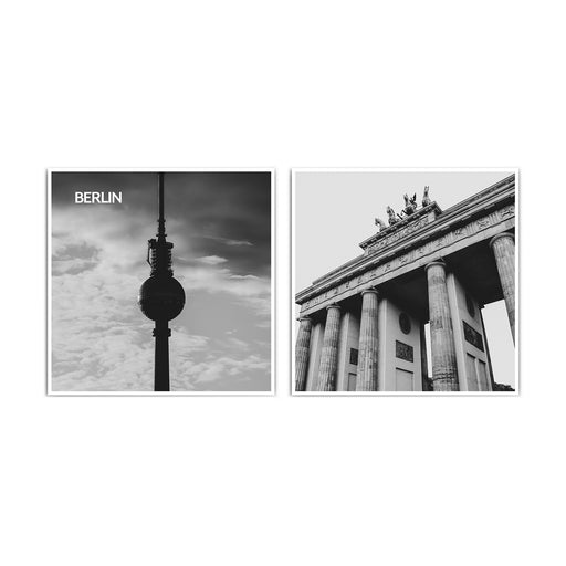 2er Berlin Poster Set in schwarz weiß vom Fernsehturm und dem Brandenburger Tor. Quadratisches Format