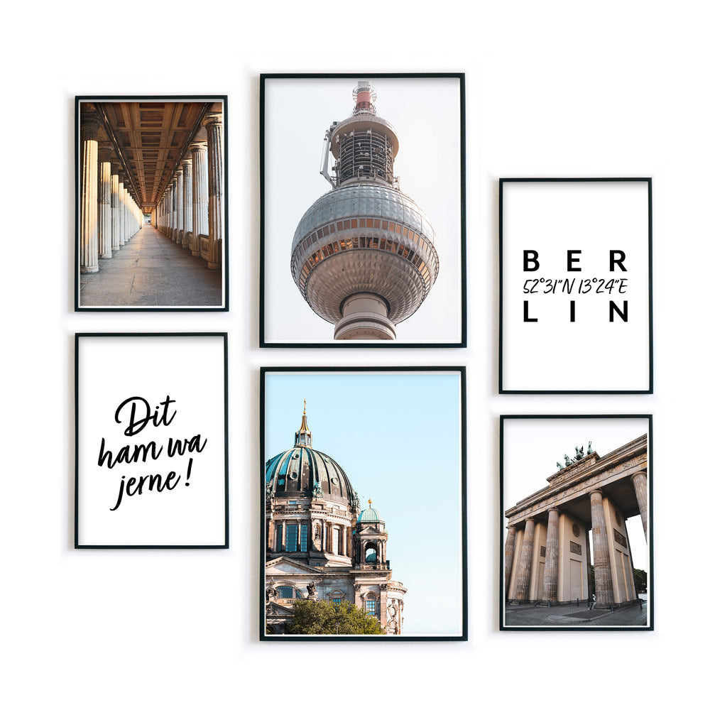 6er Berlin Poster Set im Retro Look von den Sehenswürdigkeiten in Berlin Mitte kombiniert mit Sprüchen. Fertig gerahmt in schwarzen Bilderrahmen.