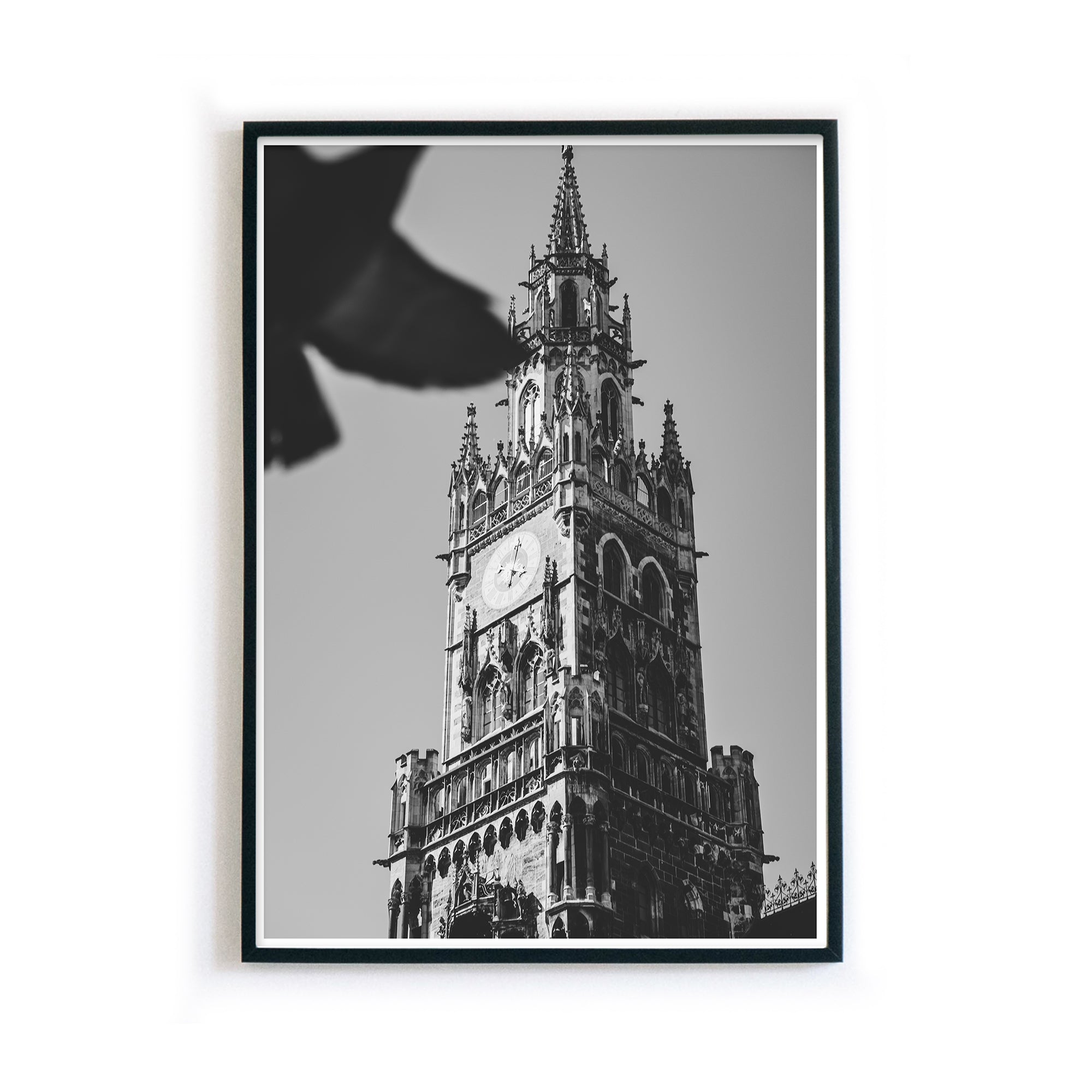 4one-pictures-poster-a4-a3-a2-munich-muc-muenchen-stadt-frauenkirche-schwarz-weiss-geschenk-wanddeko-bilderrahmen_f2389c07-1299-4508-b54f-6e9977b44308.jpg