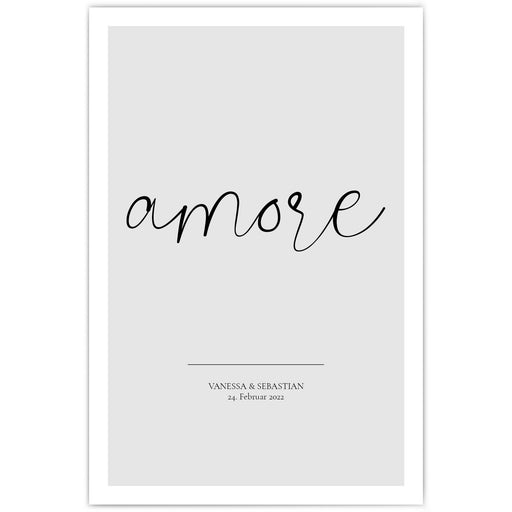 amore Bild mit grauen Hintergrund, unten personalisierte Namen & Datum.